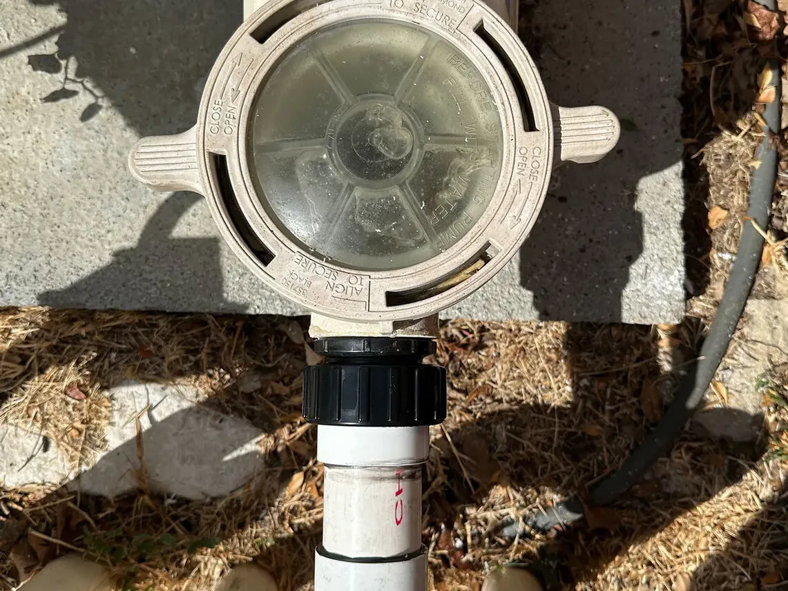 Pool pump lid after a suction leak repair